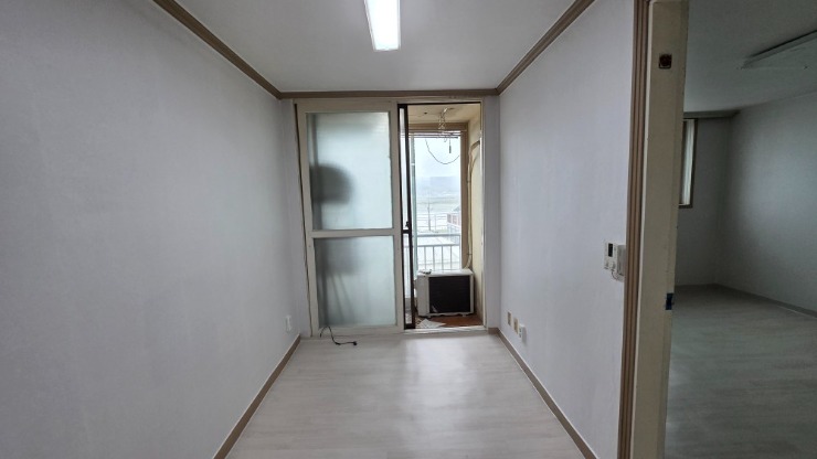 KakaoTalk_20250520_102527641_09.jpg